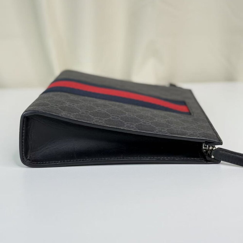 Gucci Navy Blue Zip Pouch GG Coated Canvas - Picture 4 of 8